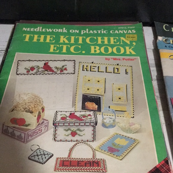 Vintage crochet, cross stitch, needlepoint, and quilting booklets ‘70’s and 80’s - Picture 7 of 16